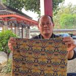 Seragam Batik